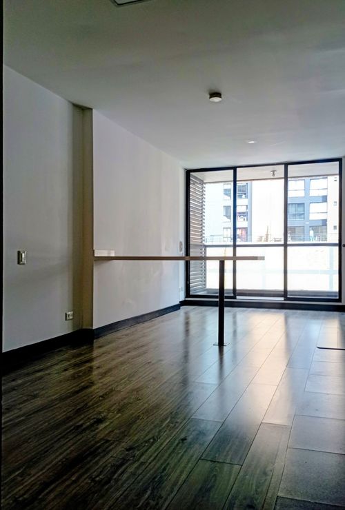 Apartaestudio en venta en Las Nieves, Bogotá, 33 m² · foto 8 de 15