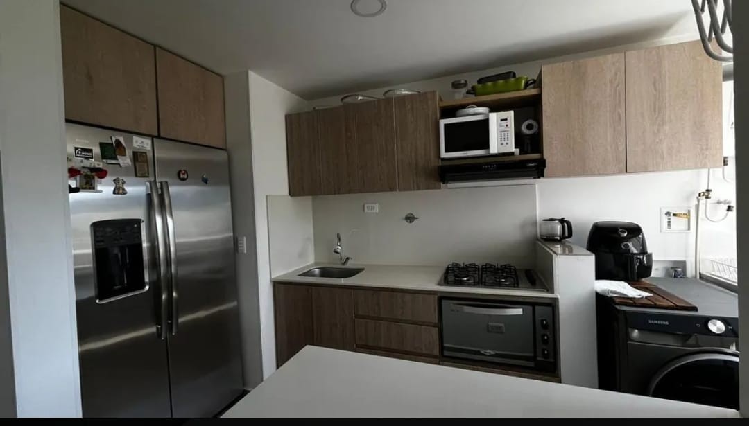 Apartamento en venta en Suramerica, La Estrella · foto 18 de 24