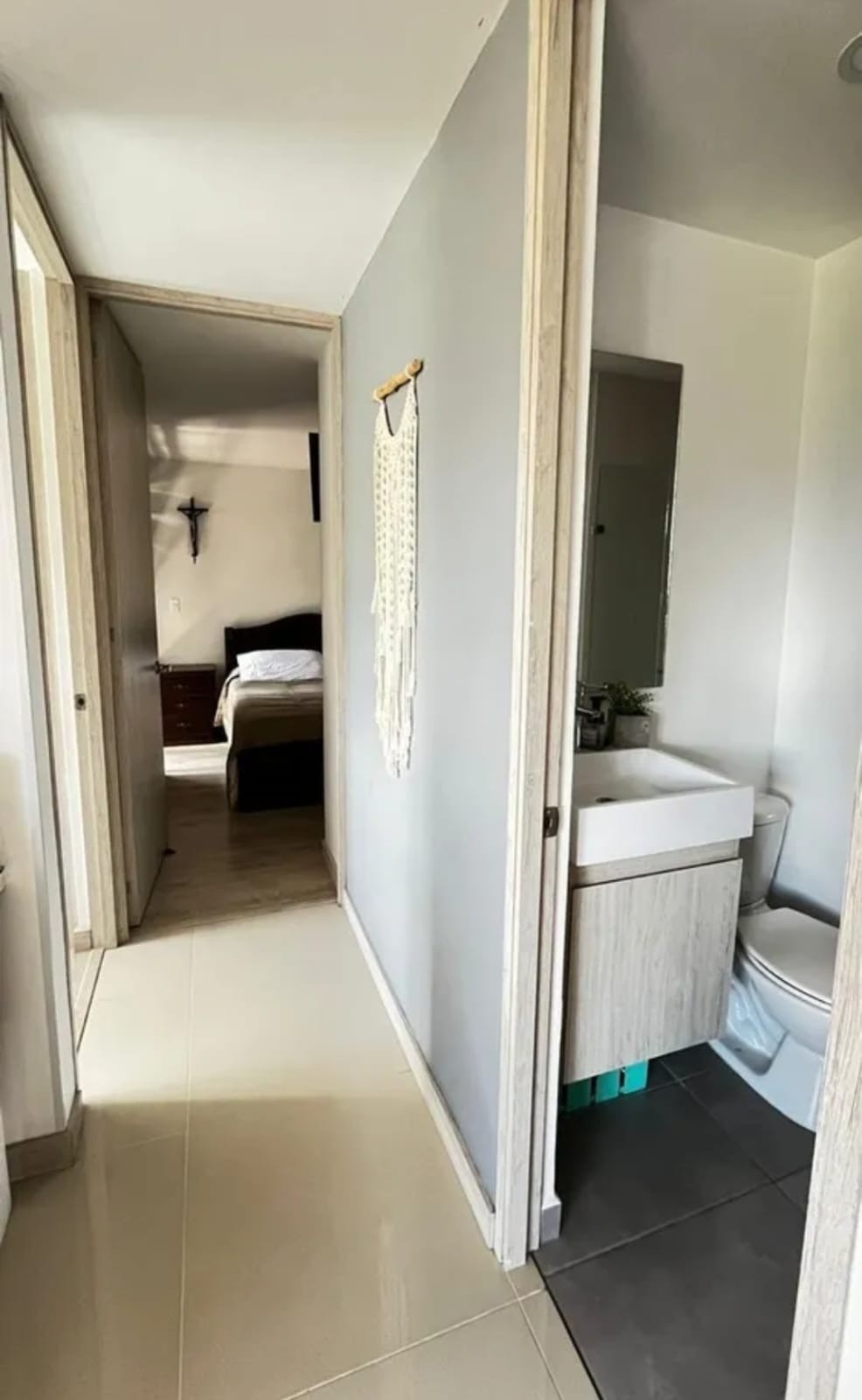 Apartamento en venta en Suramerica, La Estrella · foto 20 de 24
