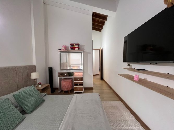 Casa de 3 alcobas en venta en Loma El Atravesado, Envigado, 168 m² · foto 14 de 20