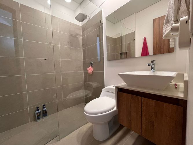 Casa de 3 alcobas en venta en Loma El Atravesado, Envigado, 168 m² · foto 17 de 20