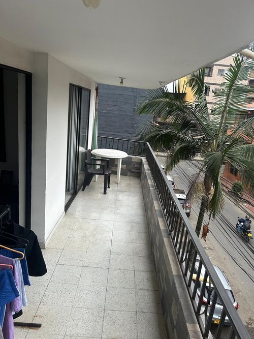 Apartamento de 3 alcobas en venta en San Juan Bautista, Itagüí, 97 m² · foto 6 de 24
