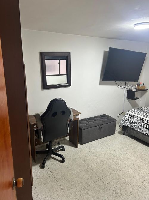 Apartamento de 3 alcobas en venta en San Juan Bautista, Itagüí, 97 m² · foto 9 de 24