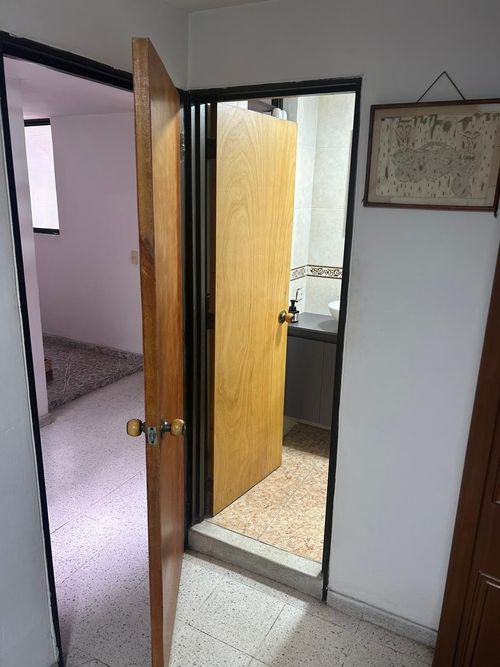 Apartamento de 3 alcobas en venta en San Juan Bautista, Itagüí, 97 m² · foto 22 de 24