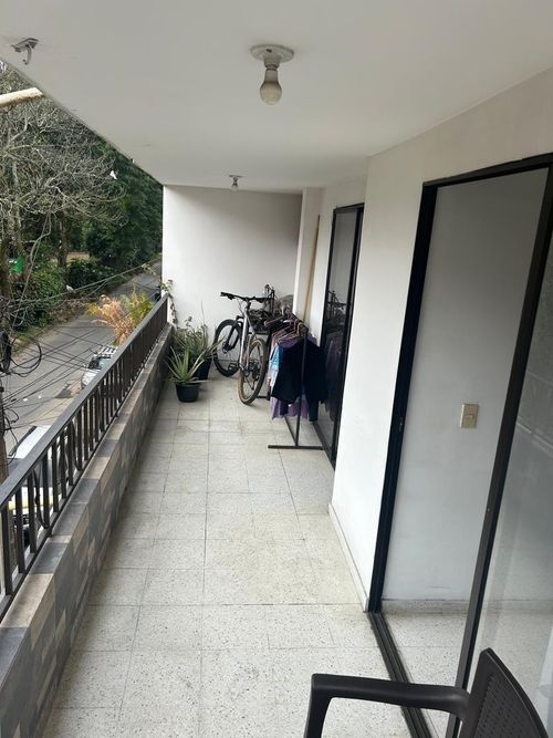 Apartamento de 3 alcobas en venta en San Juan Bautista, Itagüí, 97 m² · foto 8 de 24