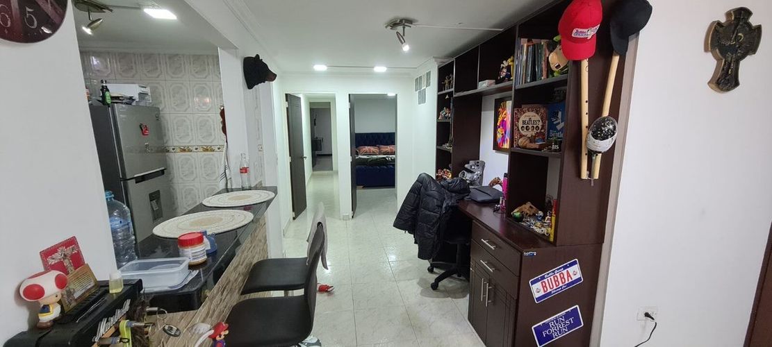 Apartamento de 3 alcobas en venta en Comuneros, Bogotá, 90 m² · foto 5 de 19