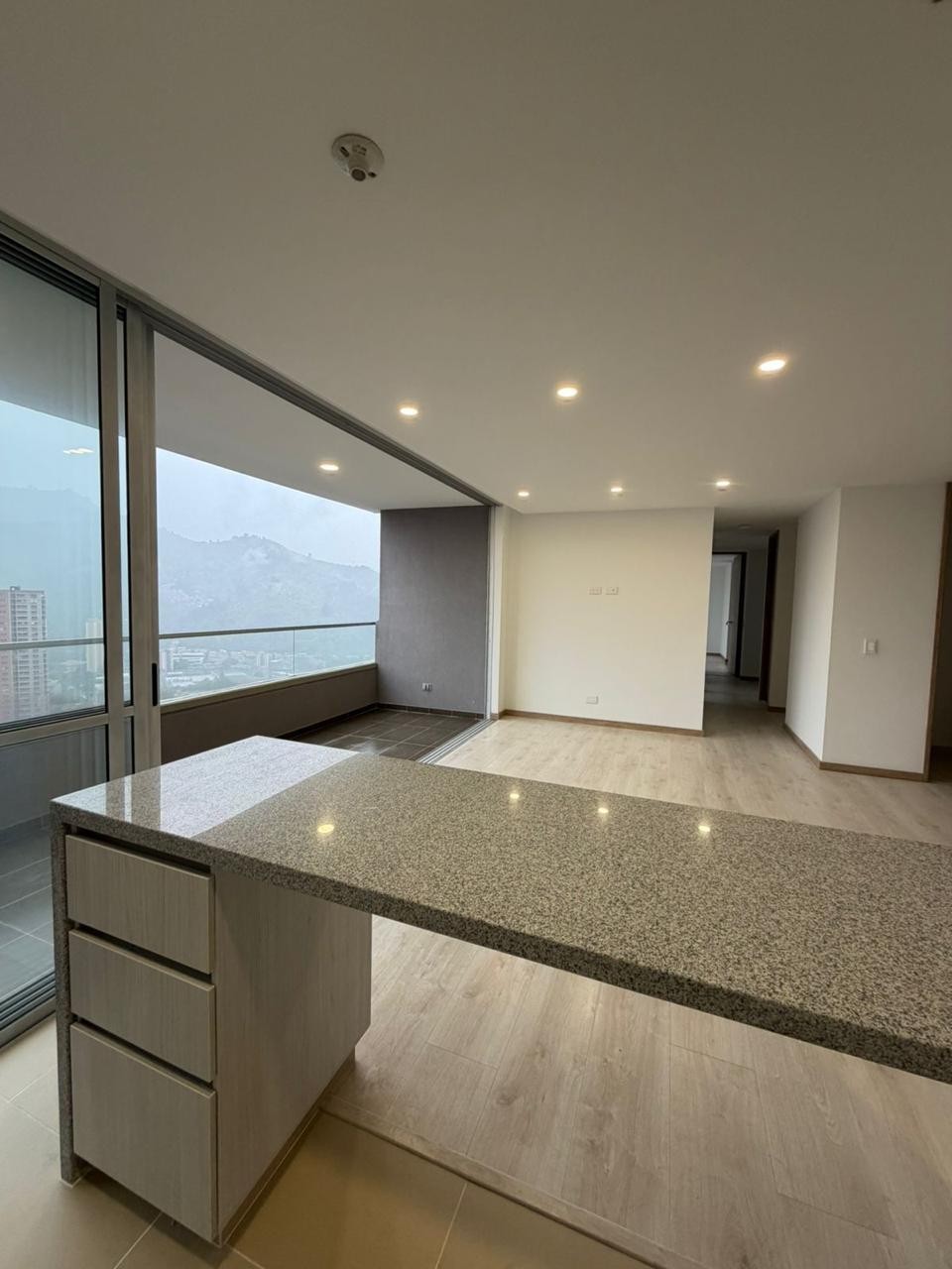 Apartamento en venta en Suramerica, Itagüí · foto 2 de 24