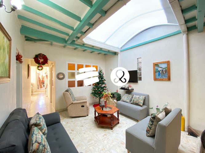 Casa de 5 alcobas en venta en Centro, Rionegro, 154 m² · foto 9 de 24