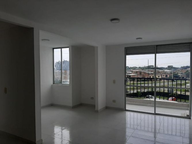 Apartamento de 2 alcobas en venta en Cr. Country Plaza, Jamundí, 57 m² · foto 10 de 24