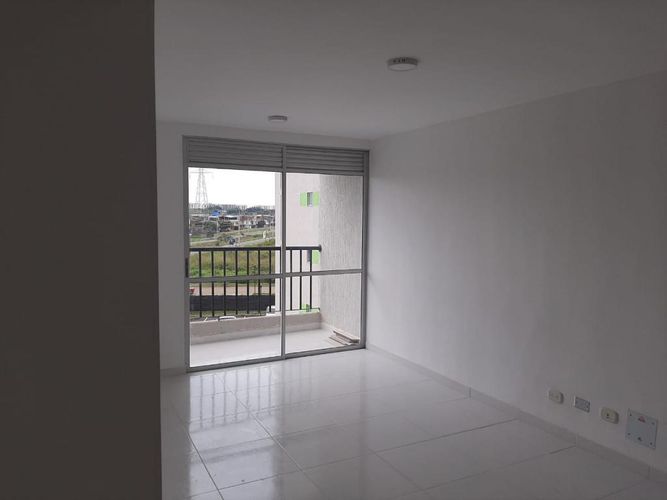 Apartamento de 2 alcobas en venta en Cr. Country Plaza, Jamundí, 57 m² · foto 11 de 24