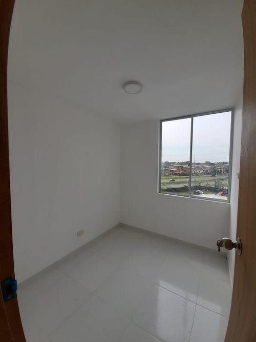 Apartamento de 2 alcobas en venta en Cr. Country Plaza, Jamundí, 57 m² · foto 14 de 24