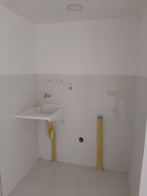 Apartamento de 2 alcobas en venta en Cr. Country Plaza, Jamundí, 57 m² · foto 21 de 24