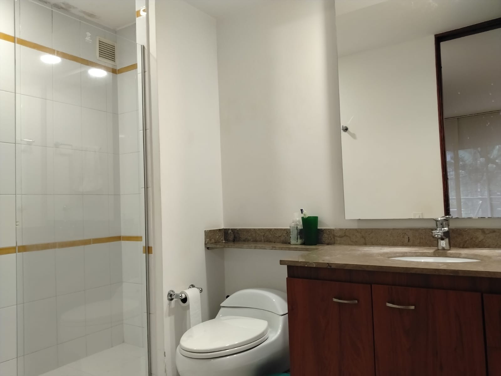 Apartamento en arriendo en El Poblado, Medellín · foto 15 de 16