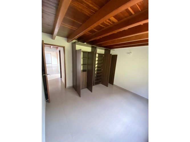Casa de 4 alcobas en arriendo en San Rafael, Envigado, 350 m² · foto 15 de 24