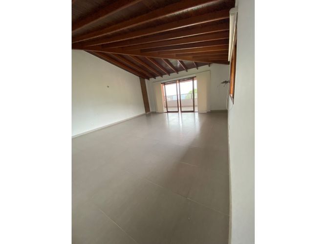 Casa de 4 alcobas en arriendo en San Rafael, Envigado, 350 m² · foto 16 de 24