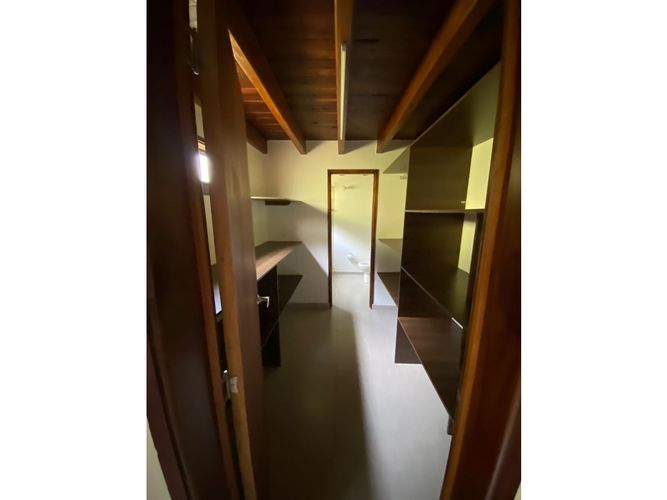 Casa de 4 alcobas en arriendo en San Rafael, Envigado, 350 m² · foto 18 de 24