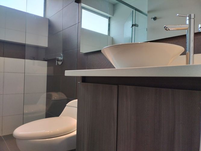 Apartamento de 2 alcobas en arriendo en Loma Benedictinos, Envigado, 108 m² · foto 16 de 18