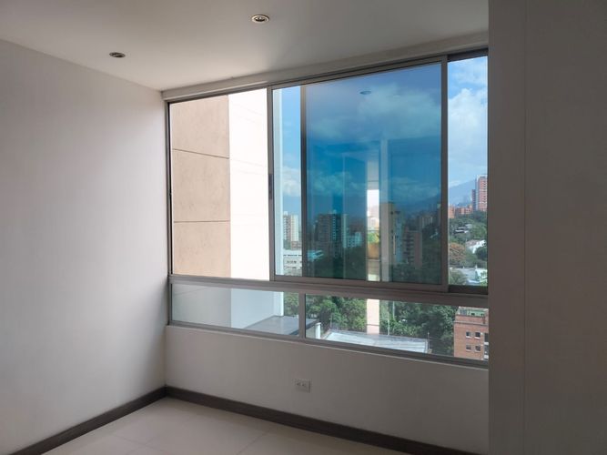 Apartamento de 2 alcobas en arriendo en Loma Benedictinos, Envigado, 108 m² · foto 11 de 18