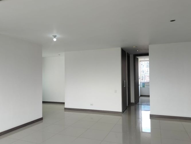 Apartamento de 2 alcobas en arriendo en Loma Benedictinos, Envigado, 108 m² · foto 15 de 18