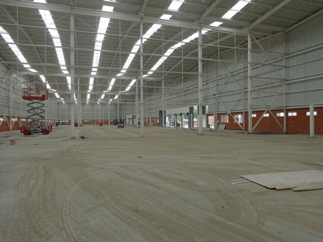 Bodega en venta en Calima, Cali, 1850 m² · foto 13 de 18