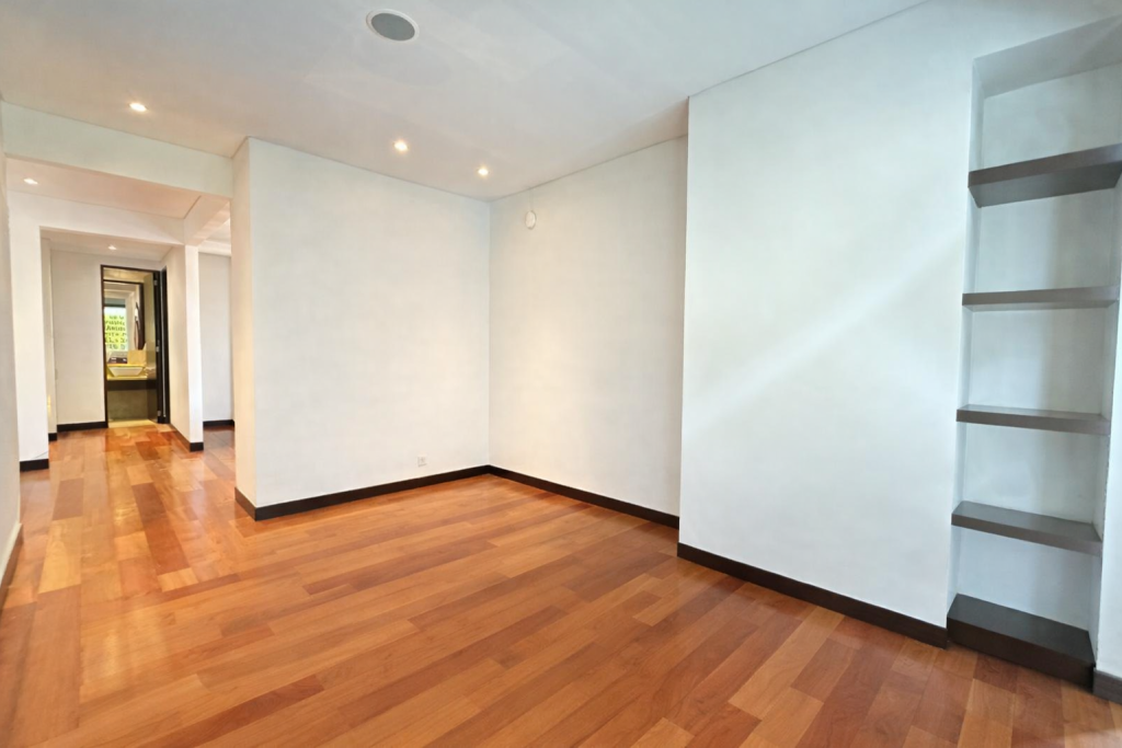 Apartamento en venta en Los Rosales, Bogotá · foto 3 de 15