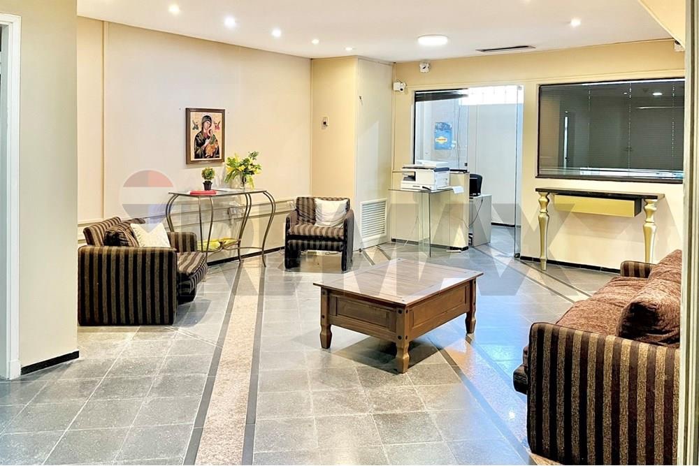 EDIFICIO CORPORATIVO EN VENTA — foto 2