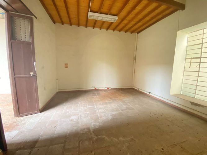 Casa de 18 alcobas en venta en Centro, Bucaramanga, 1020 m² · foto 10 de 15