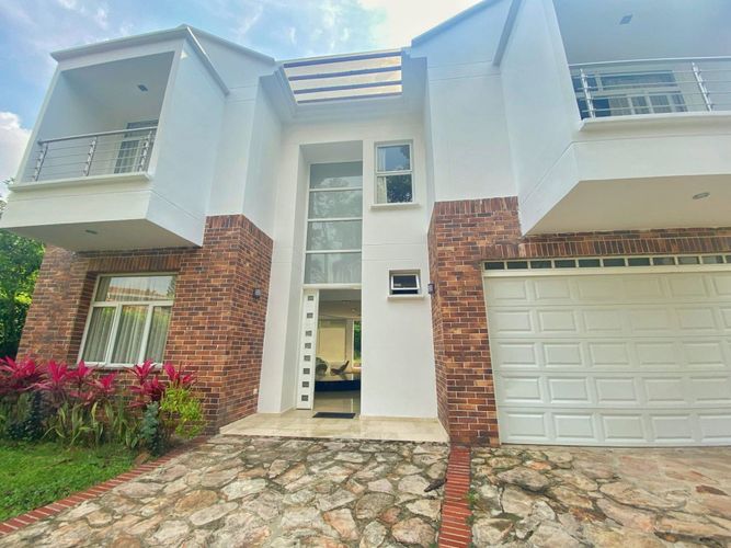 Casa de 4 alcobas en venta en Ruitoque, Piedecuesta, 496 m² · foto 2 de 20
