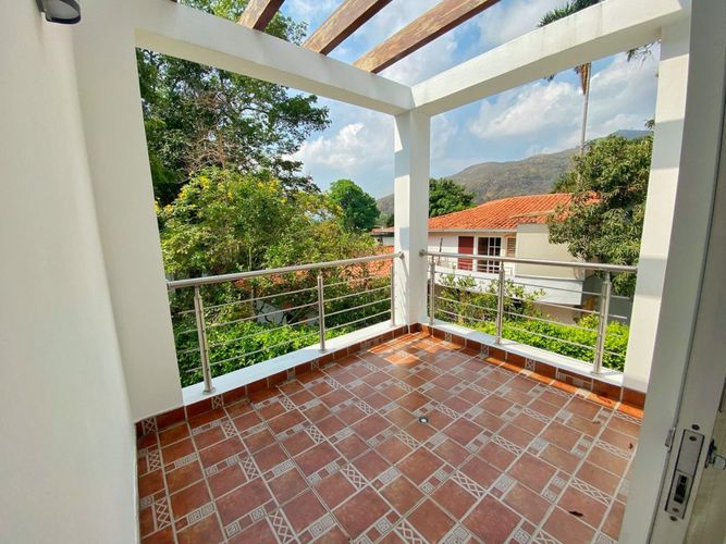 Casa de 4 alcobas en venta en Ruitoque, Piedecuesta, 496 m² · foto 4 de 20
