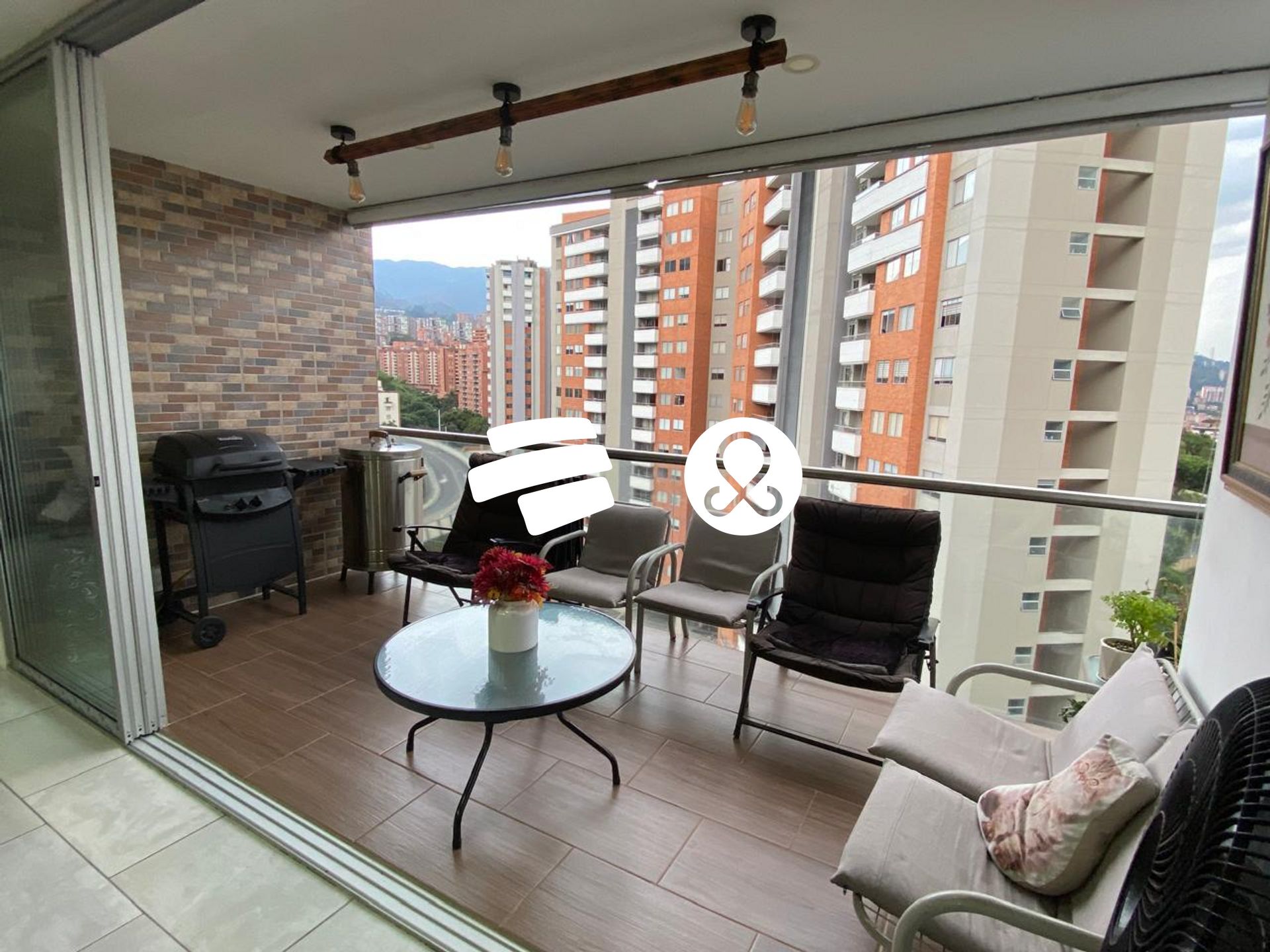Casa en Venta en Loma del Esmeraldal, Envigado