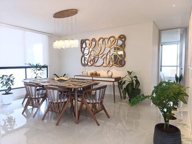 Apartamento de 3 alcobas en venta en El Poblado, Medellín, 157 m² · foto 4 de 20