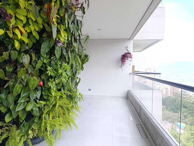 Apartamento de 3 alcobas en venta en El Poblado, Medellín, 157 m² · foto 19 de 20