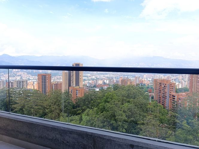 Apartamento de 3 alcobas en venta en El Poblado, Medellín, 157 m² · foto 20 de 20