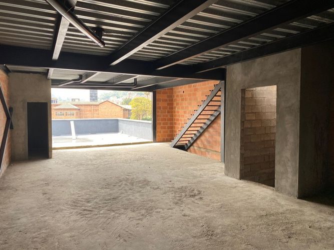 Edificio en venta en Vía Las Palmas, Medellín, 860 m² · foto 6 de 13