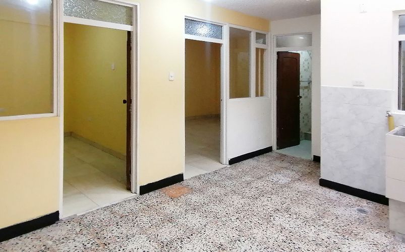 Casa de 10 alcobas en venta en Fontibon, Bogotá, 224 m² · foto 22 de 24
