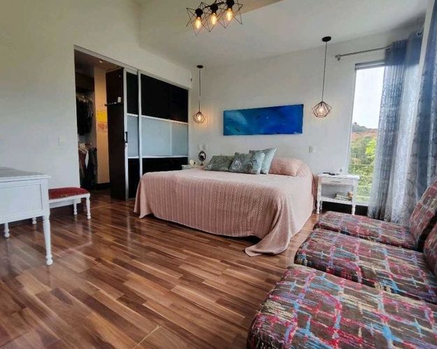 Casa de 3 alcobas en venta en Escobero, Envigado, 900 m² · foto 10 de 15