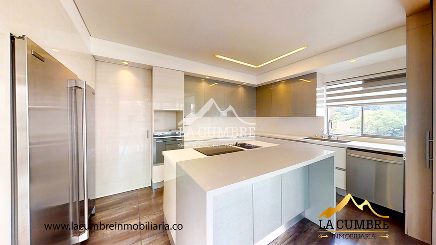 Apartamento de 3 alcobas en venta en Alejandria, Medellín, 280 m² · foto 8 de 20