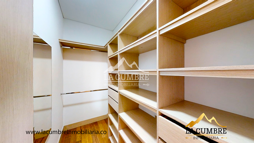 Apartamento de 3 alcobas en venta en Alejandria, Medellín, 280 m² · foto 16 de 20