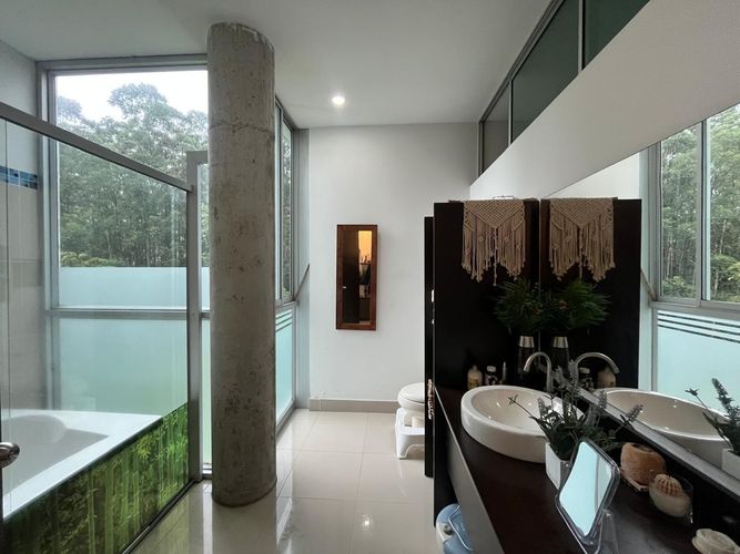 Casa de 6 alcobas en venta en Las Palmas, Medellín, 520 m² · foto 4 de 17
