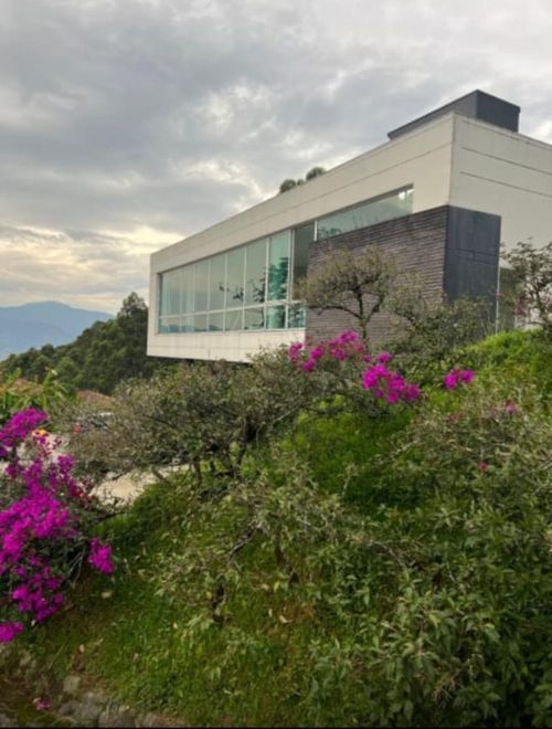 Casa de 6 alcobas en venta en Las Palmas, Medellín, 520 m² · foto 9 de 17