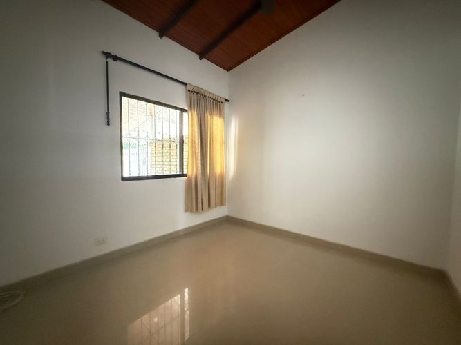 Casa de 4 alcobas en venta en Ricaurte, 148 m² · foto 8 de 24