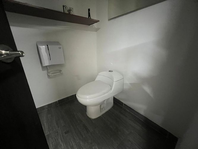 Local en venta en El Poblado, Medellín, 160 m² · foto 15 de 15