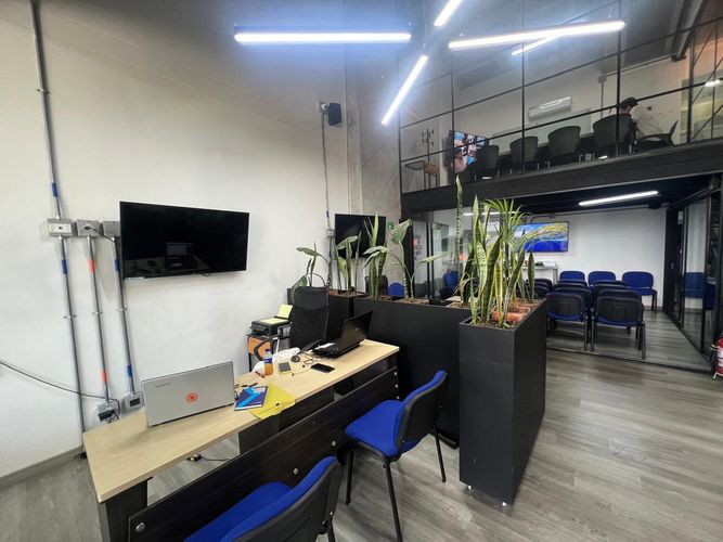 Local en venta en El Poblado, Medellín, 160 m² · foto 13 de 15