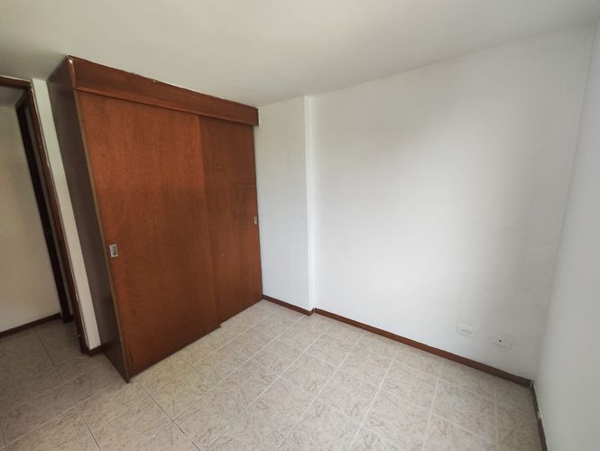 Apartamento de 3 alcobas en arriendo en Carlos E. Restrepo, Medellín, 80 m² · foto 8 de 18