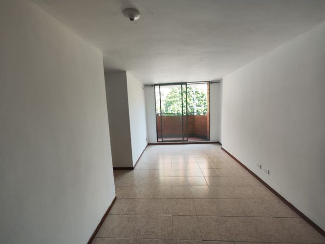 Apartamento de 3 alcobas en arriendo en Carlos E. Restrepo, Medellín, 80 m² · foto 15 de 18