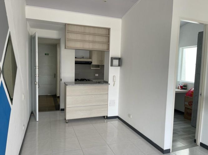 Apartamento de 3 alcobas en venta en Ciudad Country, Jamundí, 65 m² · foto 2 de 18