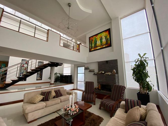 Casa de 6 alcobas en venta en Tunja, Tunja, 438 m² · foto 4 de 24