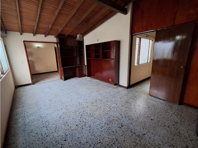 Apartamento de 4 alcobas en venta en Los Colores, Medellín, 139 m² · foto 24 de 24