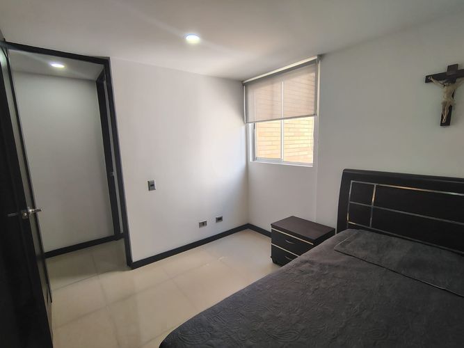 Apartamento en arriendo en El Poblado, Medellín, 86 m² · foto 15 de 17