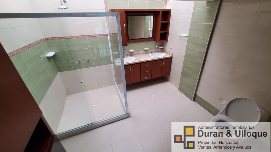 Casa de 6 alcobas en venta en Conucos, Bucaramanga, 700 m² · foto 6 de 24